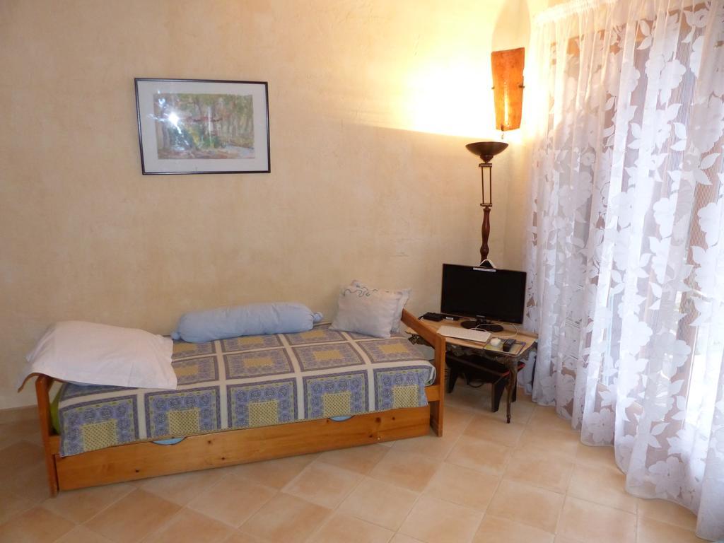 Gite La Paillote Montauroux Phòng bức ảnh